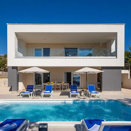 Вилла Amazing Deep Масленица