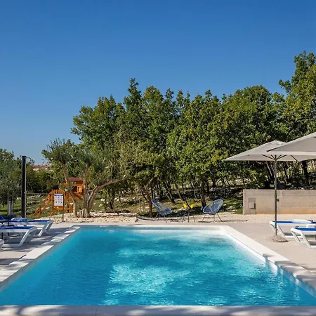 Villa Amazing Deep