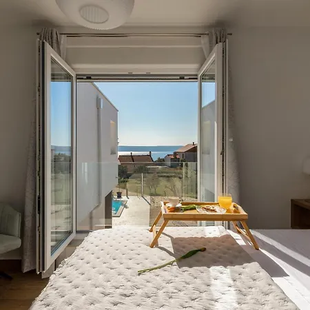 Villa Amazing Deep
