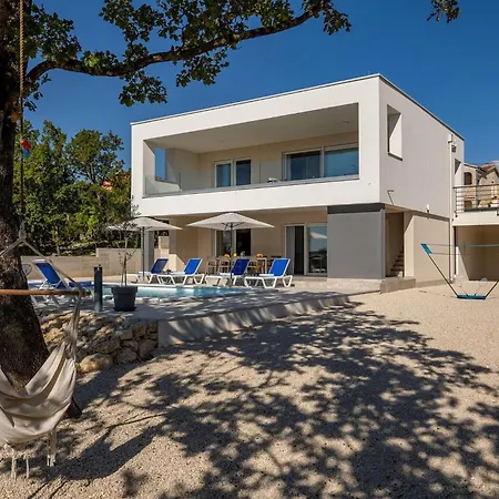 Villa Amazing Deep